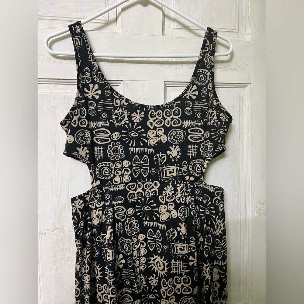 Feathers Printed Stretchy Black/Tan Maxi Dress with Cutouts, Large